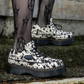 Dr Martens Buzz Dalmatian Shoe (Black & Cream)