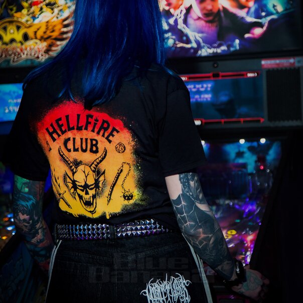 Official Stranger Things Hellfire Distressed Ärmelloses Hemd (Schwarz) | Blue Banana