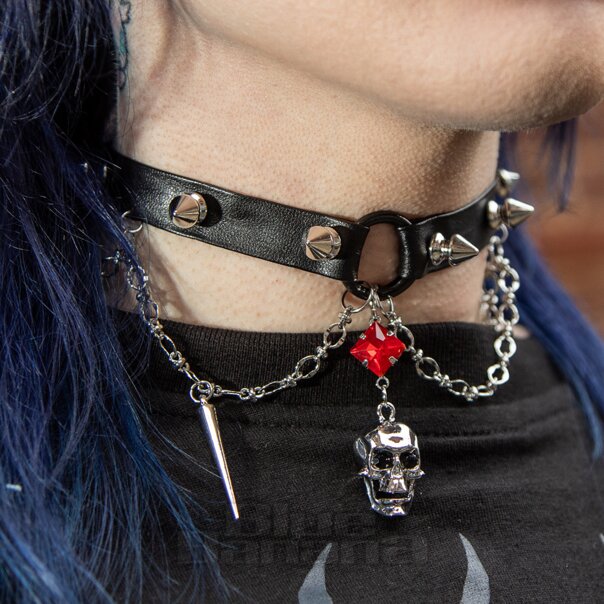 Blue Banana Skull Studs Choker (Black) | Blue Banana