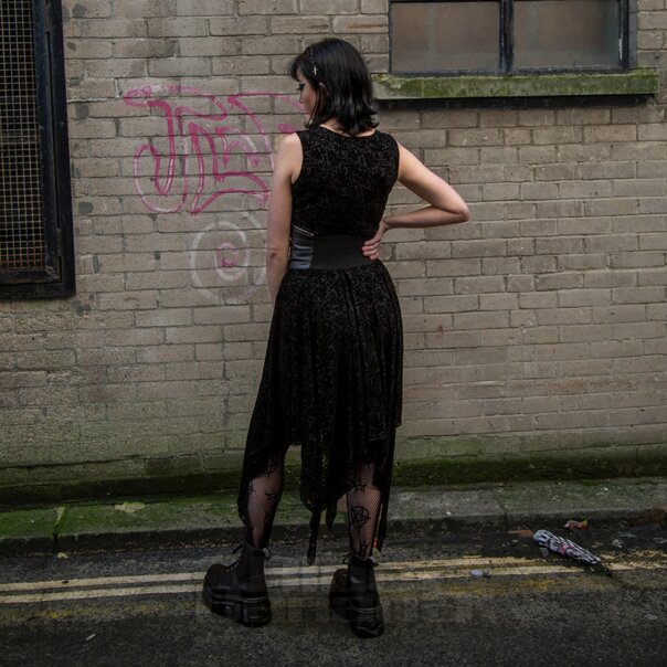 Jawbreaker Fazzoletto Abito Midi (Nero) | Blue Banana