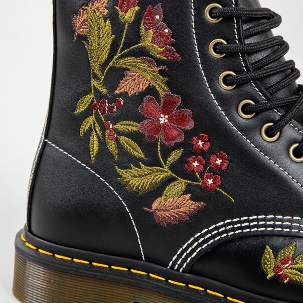 Dr Martens 1460 Floral Wanama Boot (Black) | Autumnal Footwear