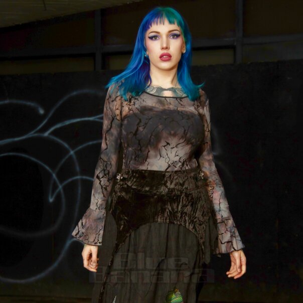 Banned Valkyrie Top (Black/Blue) | Blue Banana