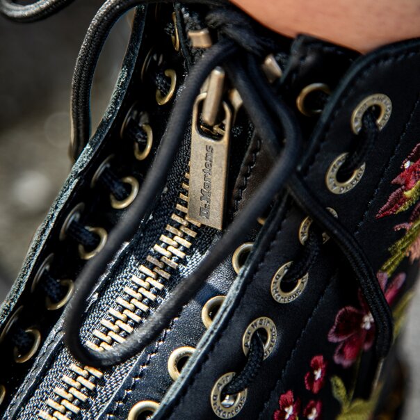 Dr Martens Floral Wanama Sinclair Boot (Black) | Alternative Boots