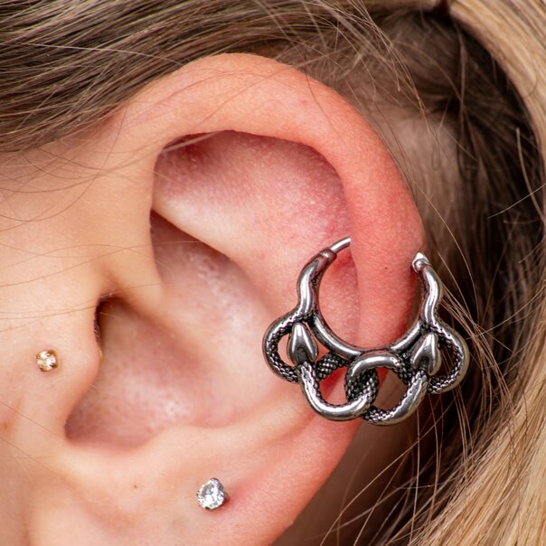 Blue Banana Surgical Steel Snake On Ring Ear Clicker (Silver) | Piercing Jewellery