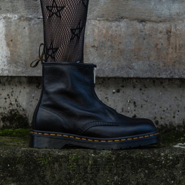 Dr. Martens 1460 Virginia Zip Boot (Schwarz) | Blue Banana