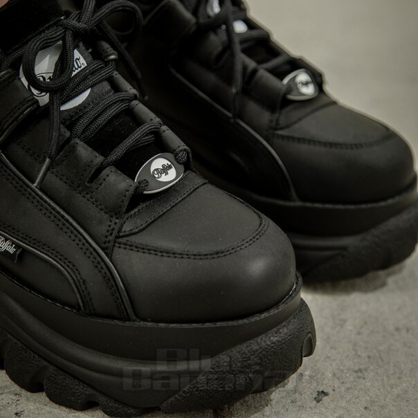 Buffalo Classic Trainer (Black) | Alternative Platform Shoes