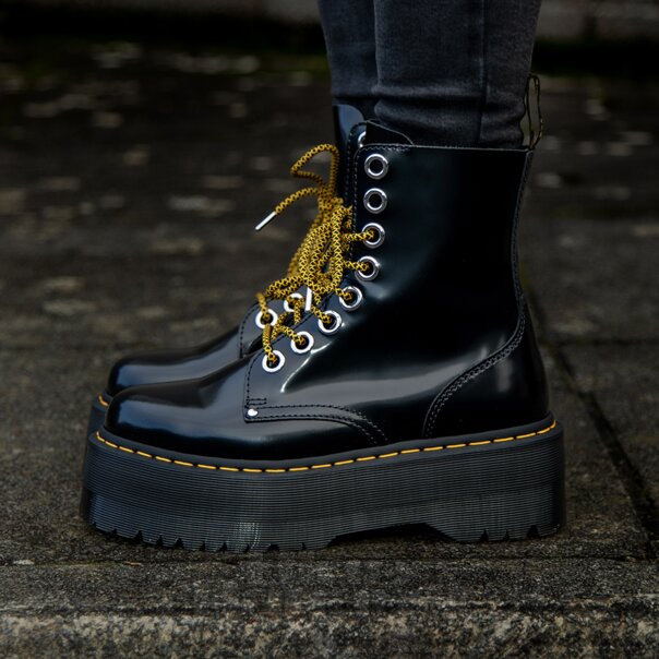 Botas Dr Martens Jadon Max Buttero - Negra
