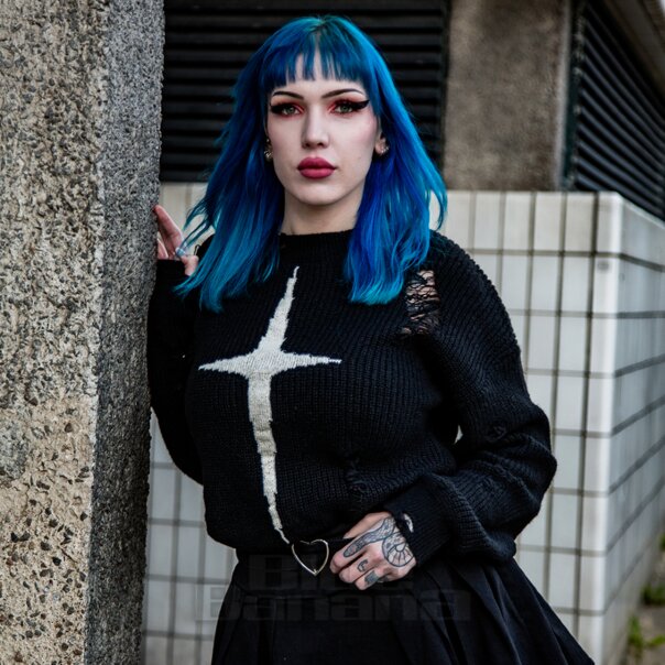 Suéter Kara Vex Banned (negro) | Blue Banana