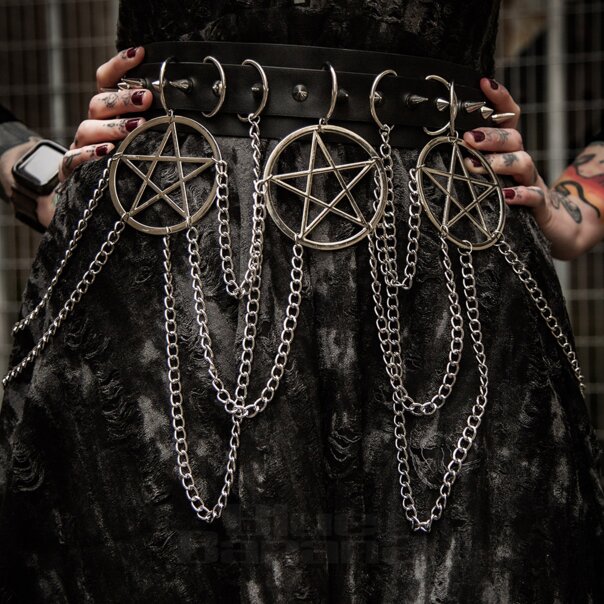 Herzloser Höllengürtel (Schwarz) | Blaue Banane