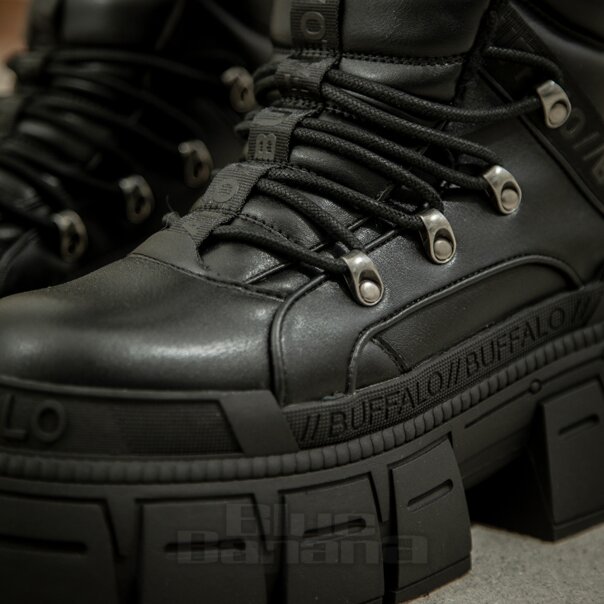 Buffalo Gospher Mid Boot (Black) | Alternative Platform Boots