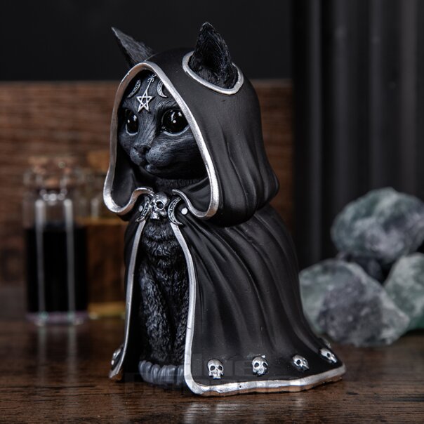 Nemesis Now Zefur Figurine|Blue Banana UK