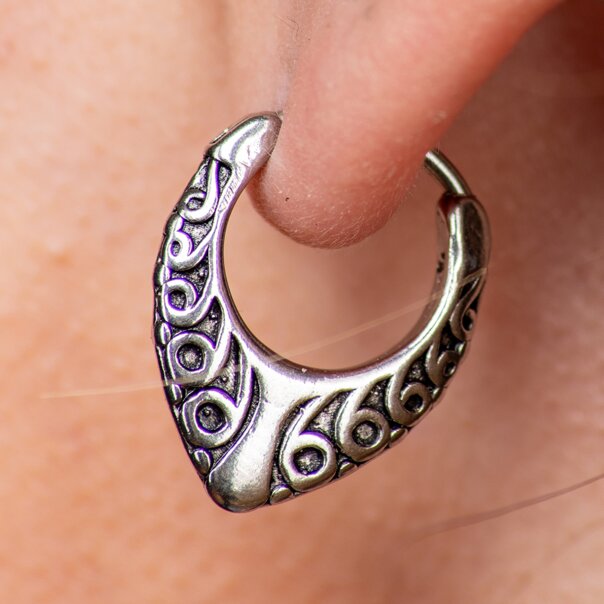 Blue Banana Surgical Steel Tribal Ear Clicker (Silver) | Piercing Jewellery