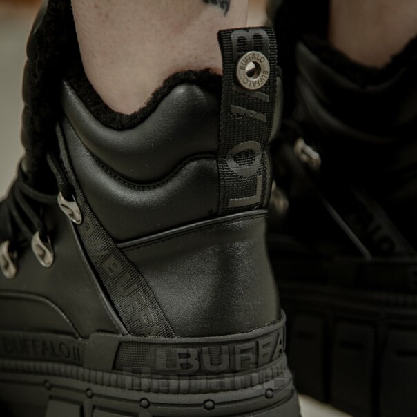 Buffalo Gospher Mid Boot (Black) | Alternative Platform Boots