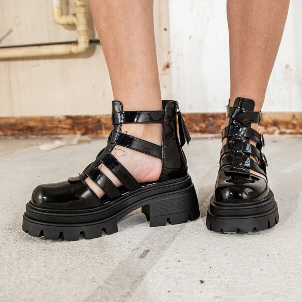 Bleeding Heart Patent Strap Sandals (Black) | Alternative Footwear