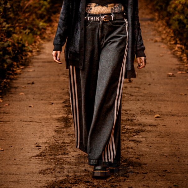 Heartless Echo Trousers  | Alternative & Gothic Clothing