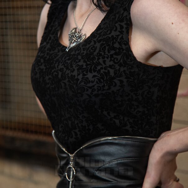 Jawbreaker Fazzoletto Abito Midi (Nero) | Blue Banana