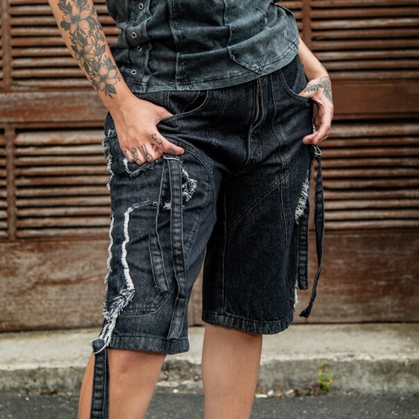 Short Crux Noctis de Poizen Industries (noir) | Vêtements alternatifs