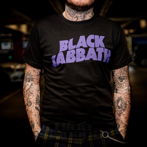 Offizielles Black Sabbath Wavy Logo T-Shirt (Schwarz/Violett) | Band-Merchandise DE