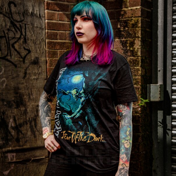 Iron Maiden Camiseta Oficial Estampada de Manga Corta Tree Sprite - Negro | Mercancía de la banda ES