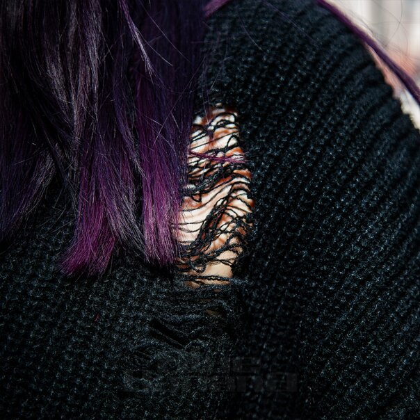 Banned Kara Vex Pullover (Schwarz) | Blue Banana