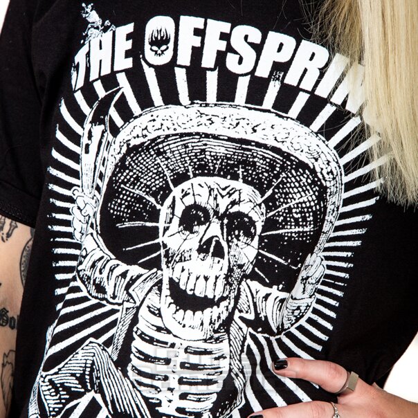 Camiseta de esqueleto saltador de The Offspring (negra) | Blue Banana