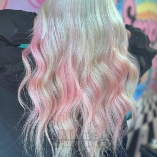 Tinte capilar semi-permanente de Manic Panic Amplified (Cotton Candy Pink - rosa algodón de azucar)