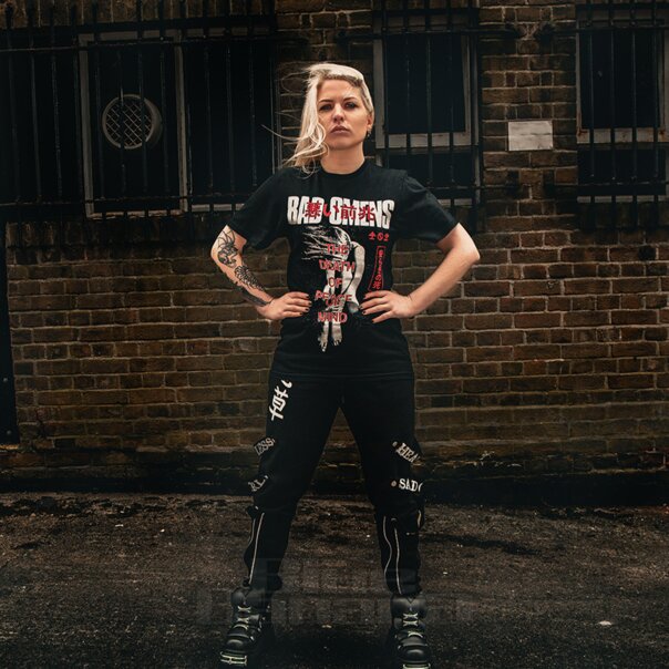 Official Schlechte Omen Nehmen Mich T-Shirt (Schwarz) | Band-Merchandise DE