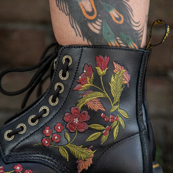 Dr Martens Floral Wanama Sinclair Boot (Black) | Alternative Boots