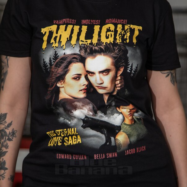 Twilight Comic Style Merch T-Shirt (Black) | Official Twilight Merchandise