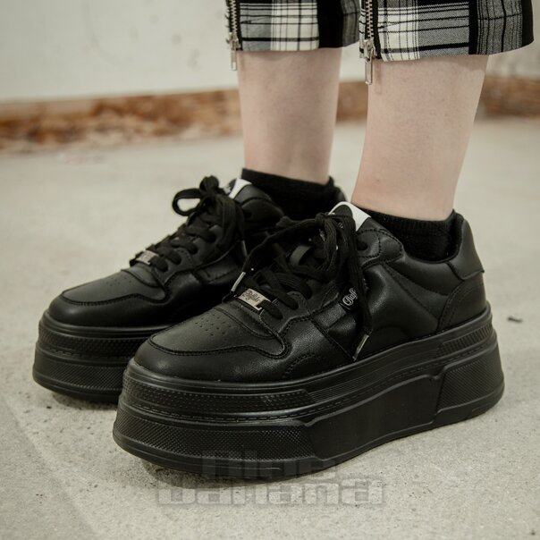 Buffalo Besu Trainer (Nero) | Scarpe con plateau alternative