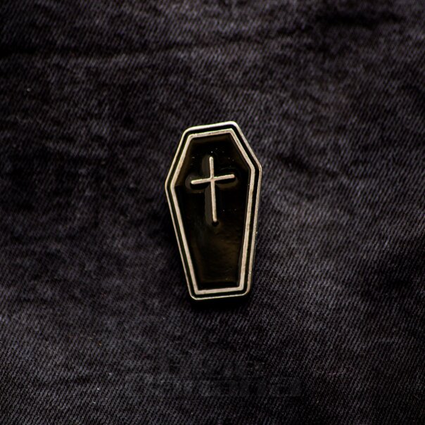 Blue Banana Sarg Pin-Abzeichen (Schwarz) | Blue Banana