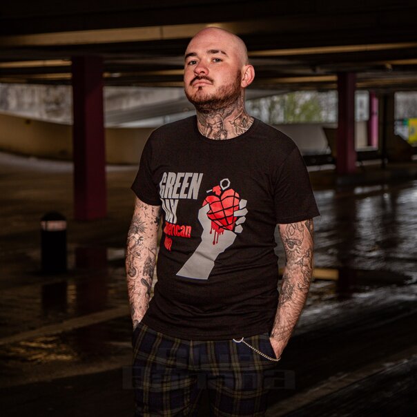 T Shirt American Idiot Green Day (Nero) | Merchandising della band IT