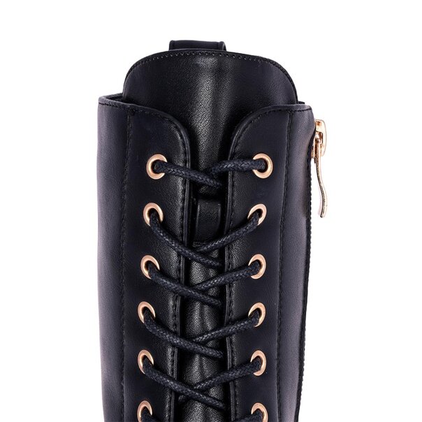 Bleeding Heart 15-Eye Boots (Black) | Alternative Footwear