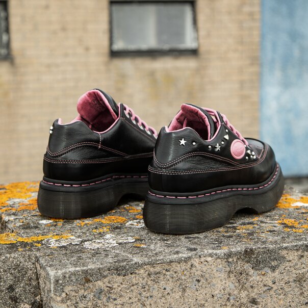 Dr Martens Buzz 5I Milled Gloss Shoe (Black) | Alternative Shoes