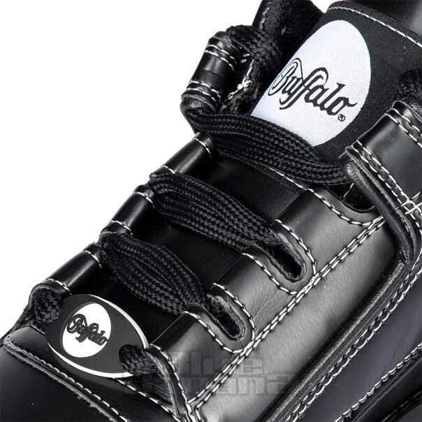 Baskets basses Buffalo Classic (noir et blanc) | Blue Banana Footwear