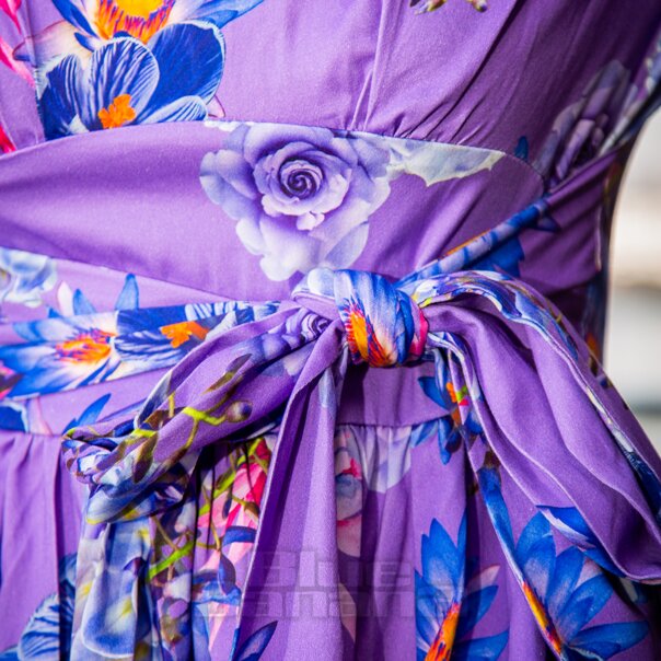 Bleeding Heart Blumen Swing-Kleid (Lila) | Blue Banana