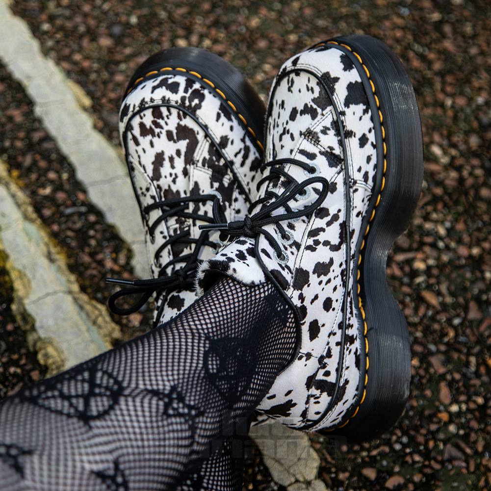 Dr Martens Buzz 5 Eye Dalmatian Shoe (Black & Cream) | Dr Martens