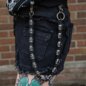 Schlüsselanhänger mit Totenkopfmotiv in Bananenform (Schwarz) | Alternative Accessoires