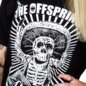 Camiseta de esqueleto saltador de The Offspring (negra) | Blue Banana