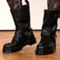 Dr Martens Anistone Hola Botas (Negro) | Blue Banana